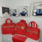 Bolsa Maternidade Feminino e Masculino Kit 2 Bolsas + Mochila + Trocador Rubi Vermelha